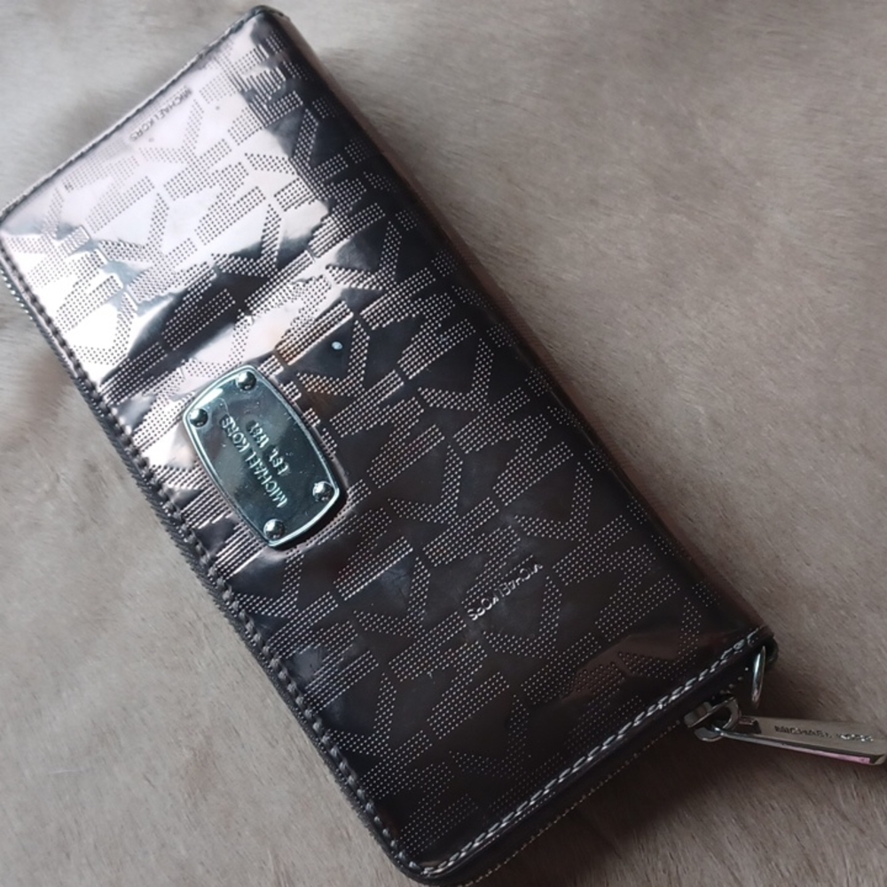 Michael Kors  wallet